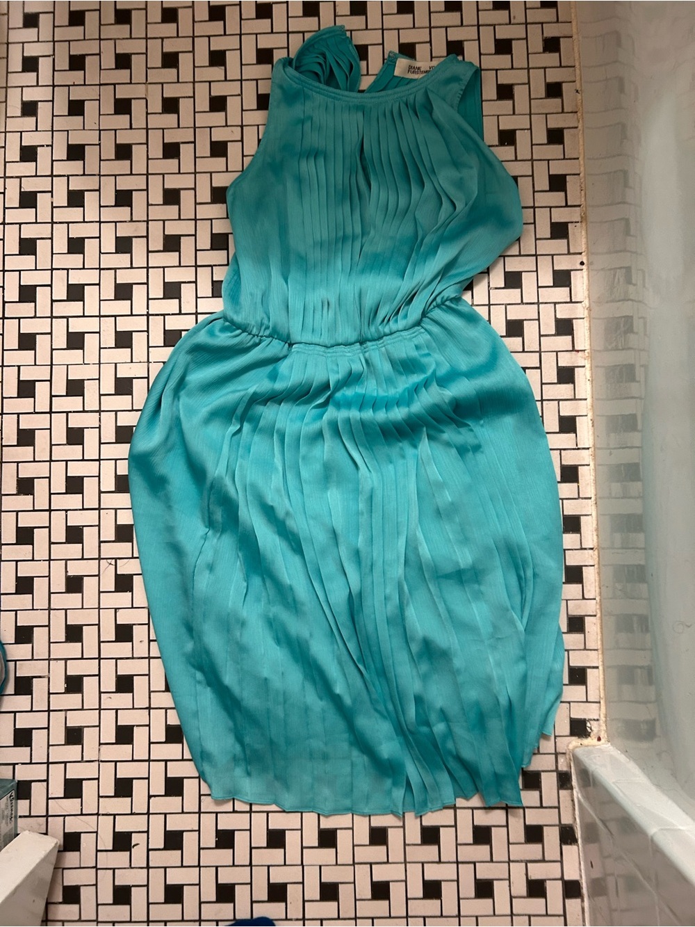 Diane Von Furstenberg Teal Pleated Sleeveless Midi Dress